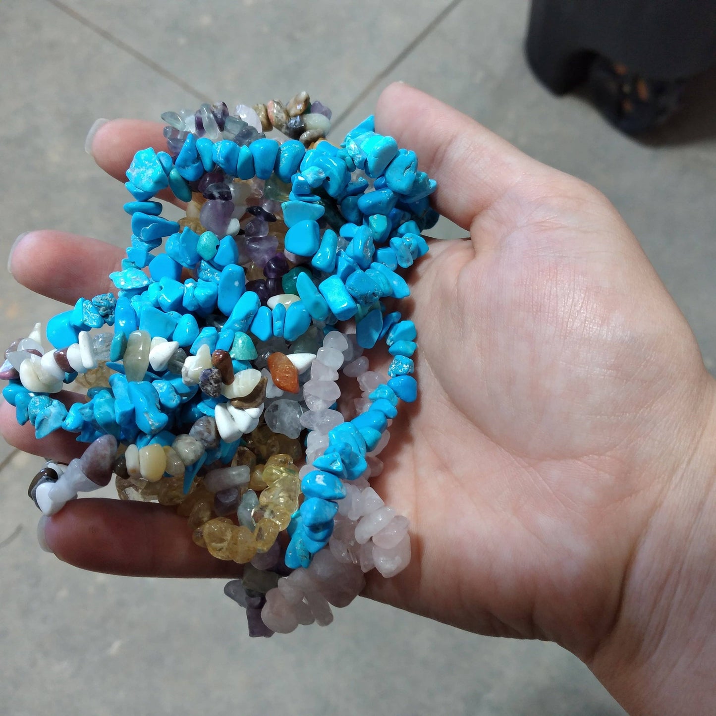 Gemstone Chip Bracelets – Common Crystals in Bulk Wholesale: White Rainbow Moonstone