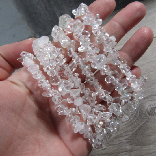 Gemstone Chip Bracelets – Common Crystals in Bulk Wholesale: White Rainbow Moonstone